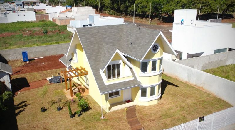 Sobrado unifamiliar com 190m²